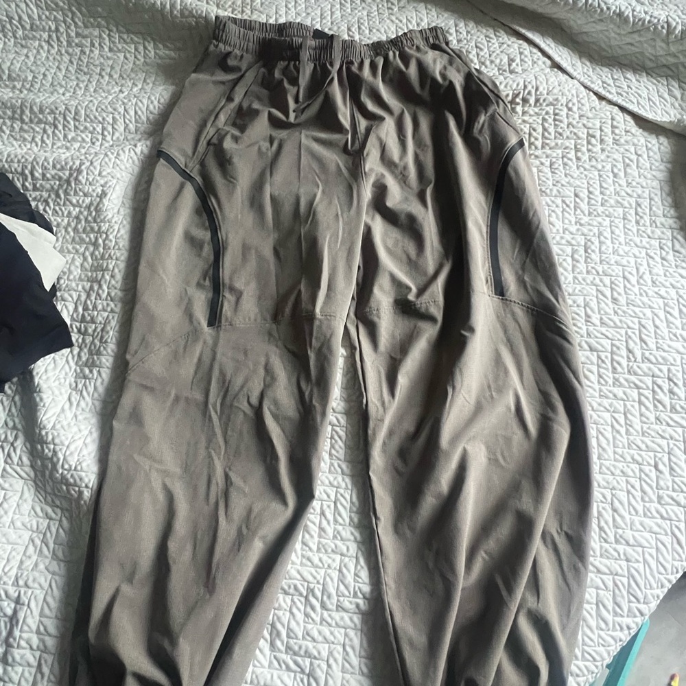 Under Armour Women’s Parachute Pants